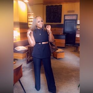 Chic Black Sleeveless Top and Pants Set